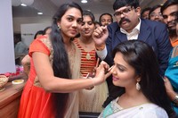 Sreemukhi Launches Maanvis Beauty Studio And Spa